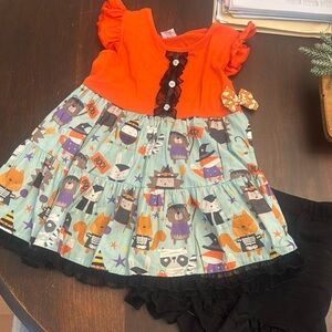 Ric Rac & Ruffles Outfit & Bow size 6